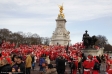 Merry Christmas 2013 next to Buckingham Palace - Santa Claus Happening - 1